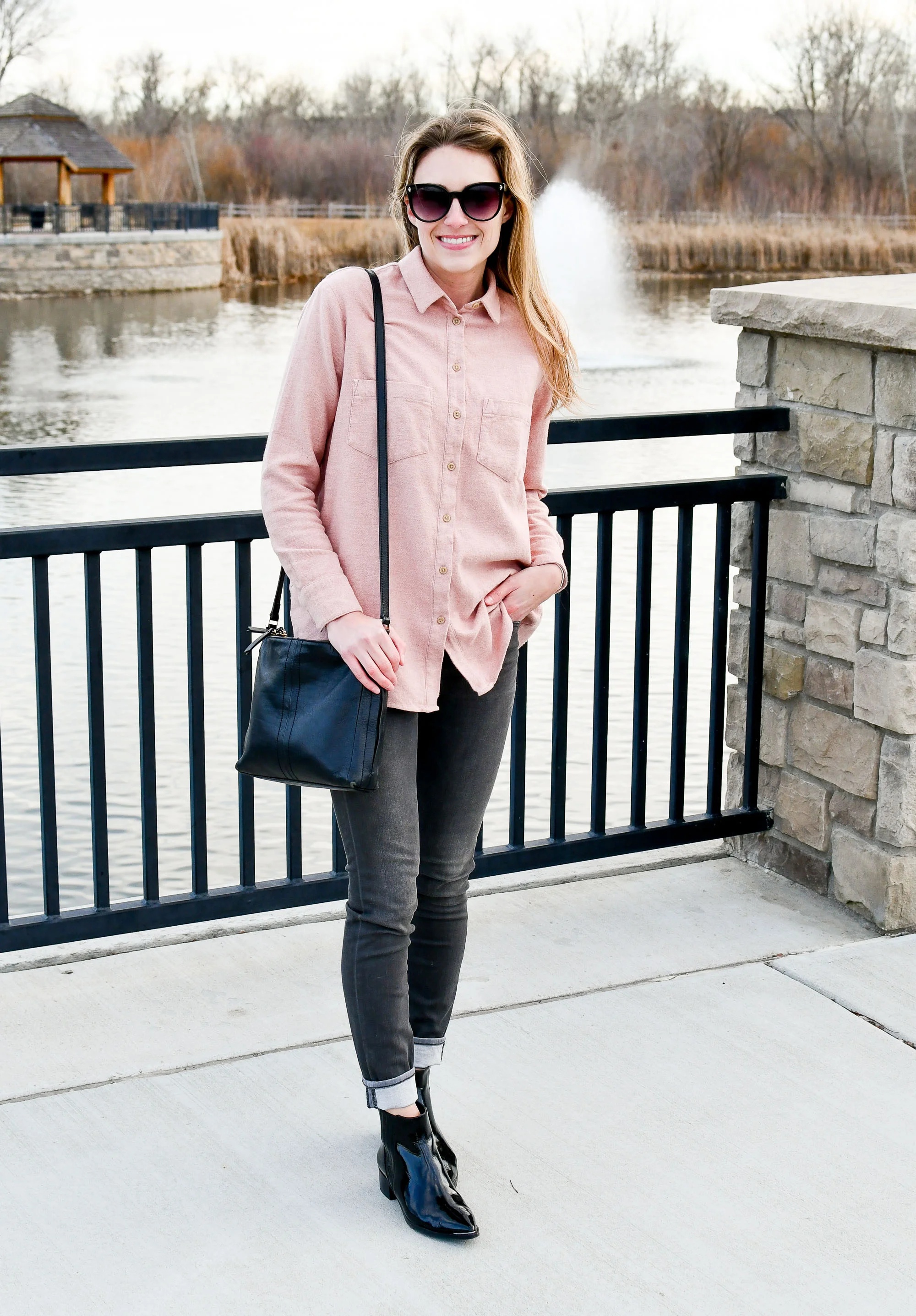 Blush shirt on sale outfit